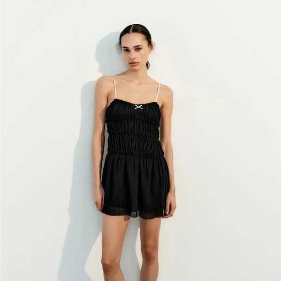 ZARA LITTLE BOW TEXTURED DRESS - Picture 1 of 8